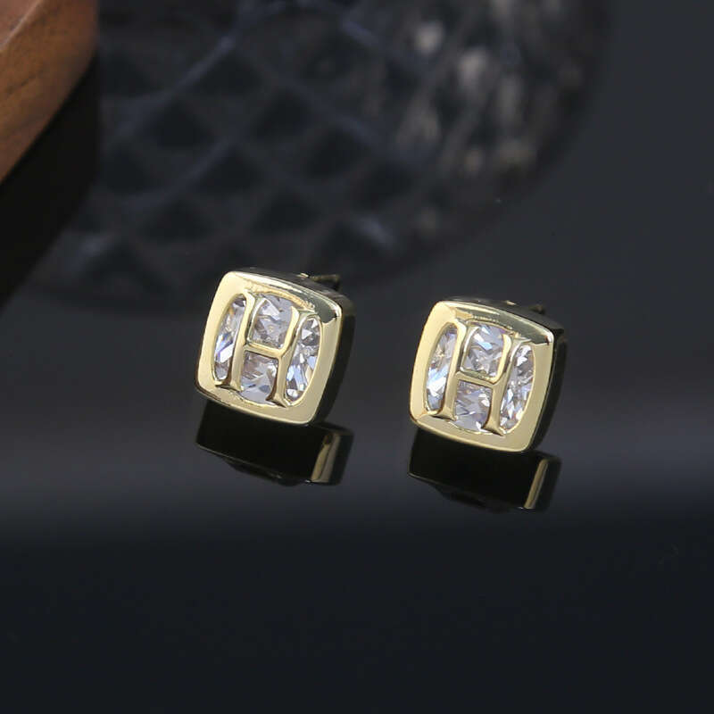 H Zirconia Square Stud Earrings High-end Luxury With Versatile And Elegant Design Silver Needle Earrings