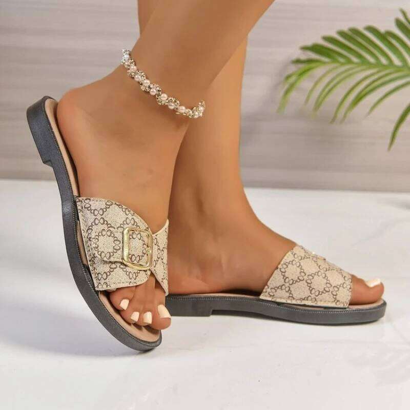 2026 New Style Slip-On Slide Sandals Fashion Outside Wear Cork Women's Slippers Retro Women Casual Shoes