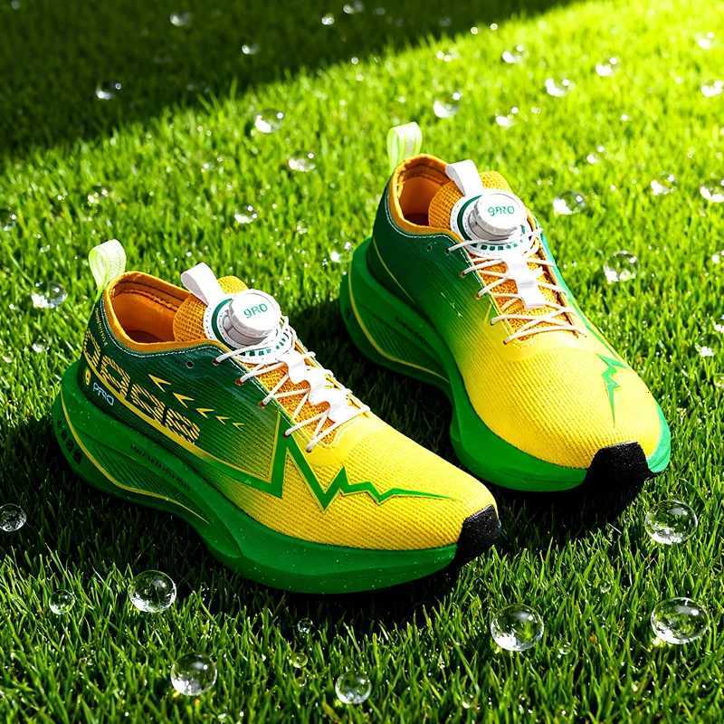 Comfortable Athletic Nonskid Marathon Sneakers K260302