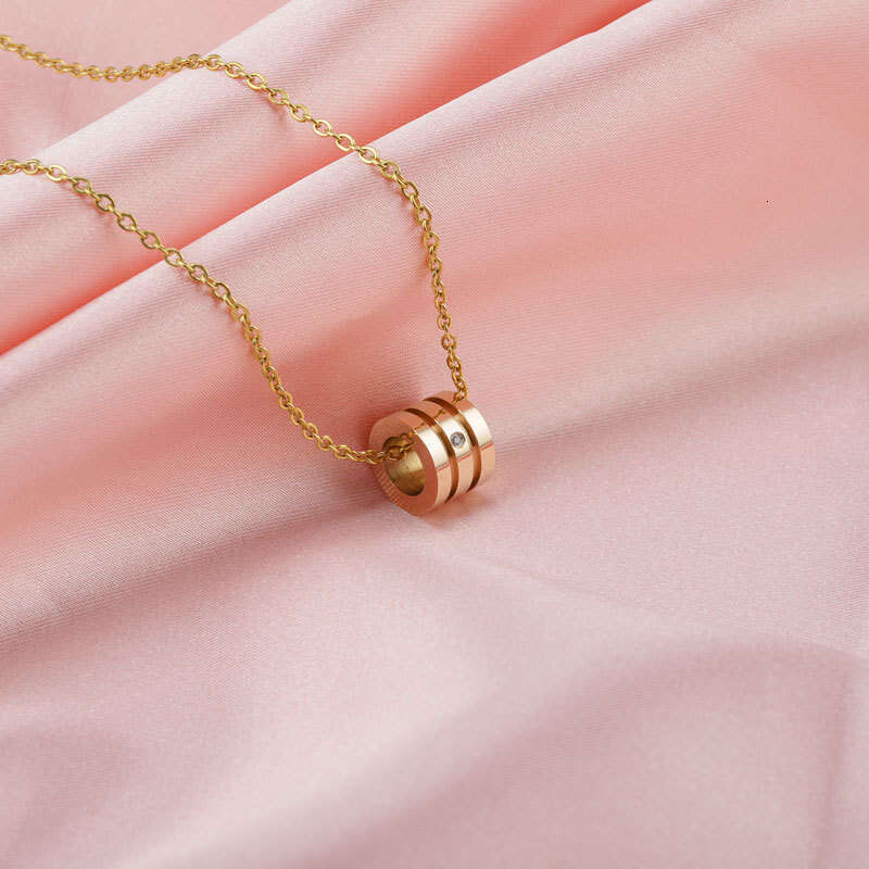 Diamond-Studded Waistline Pendant Fashionable Titanium Jewelry Unisex Stainless Steel Necklace