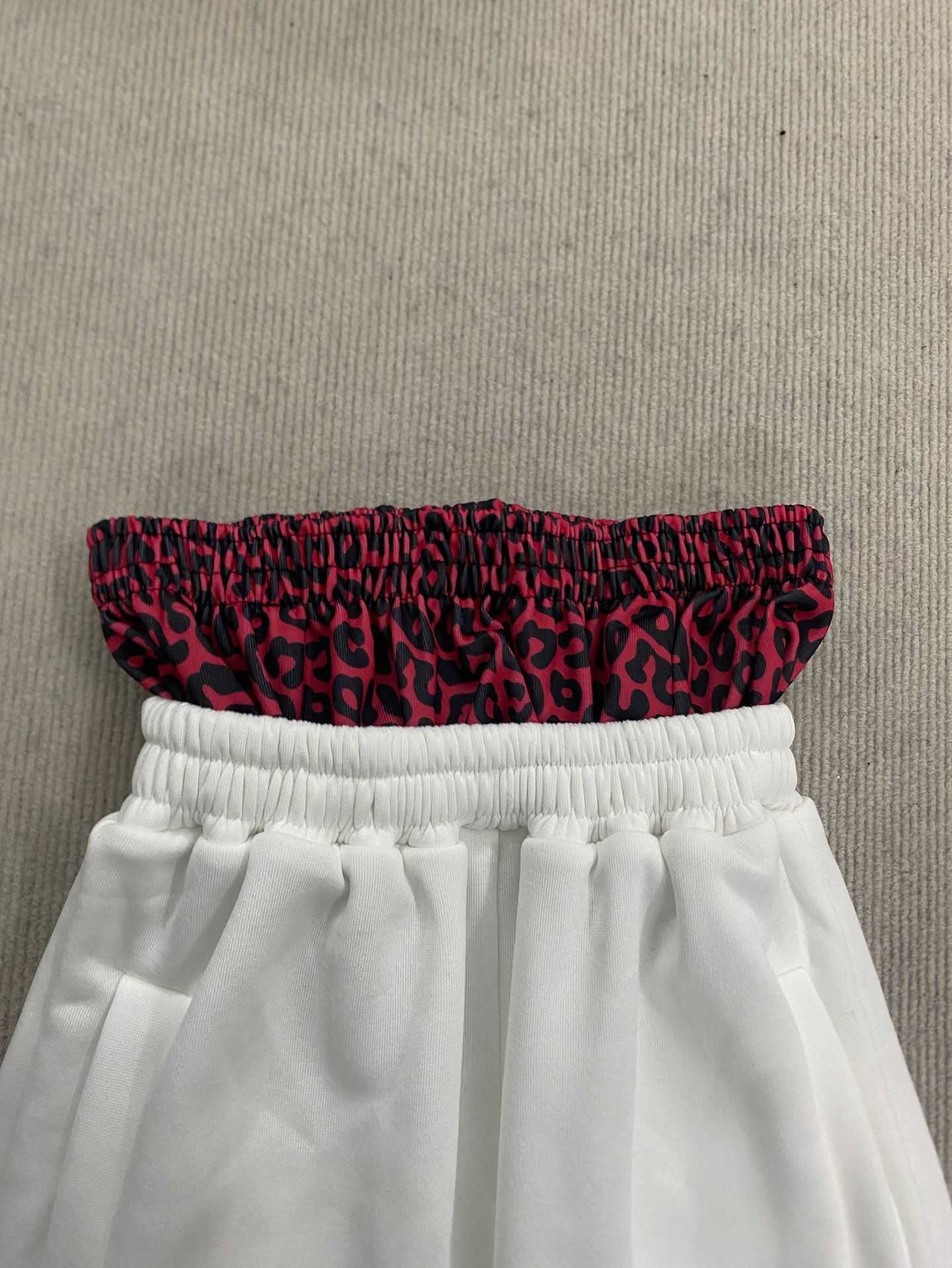 Sweatpants Fall Winter Fashion New Korean Niche Metal Decoration Loose Casual Trousers Men Thug Club Long Pants X250319