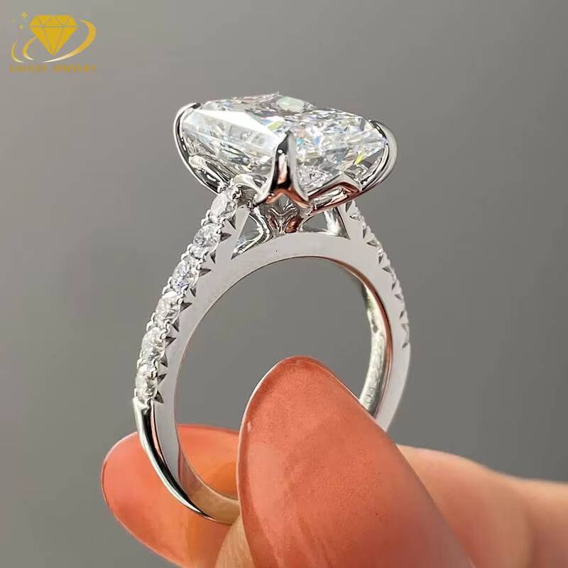 Custom Jewelry Emerald Cut Wedding Ring 14 K Gold VVS Lab Grown Diamond Ring With IGI Certificate For Women Or Man