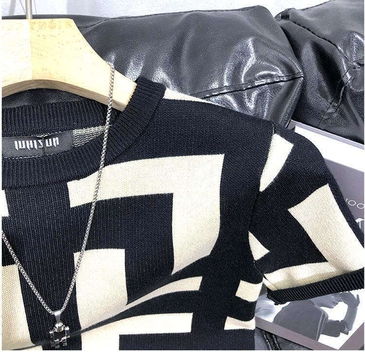 Spring And Autumn Geometric Pattern Base Shirt Men's Slim Fit Casual Trendy Brand Short Sleeve Knitted Top Summer T-Shirt Men