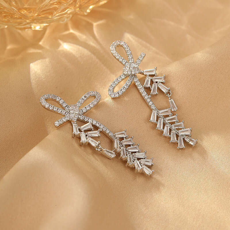 New Light Luxury Style Bow With Zirconia Fashionable Unique S925 Silver Needle Studs