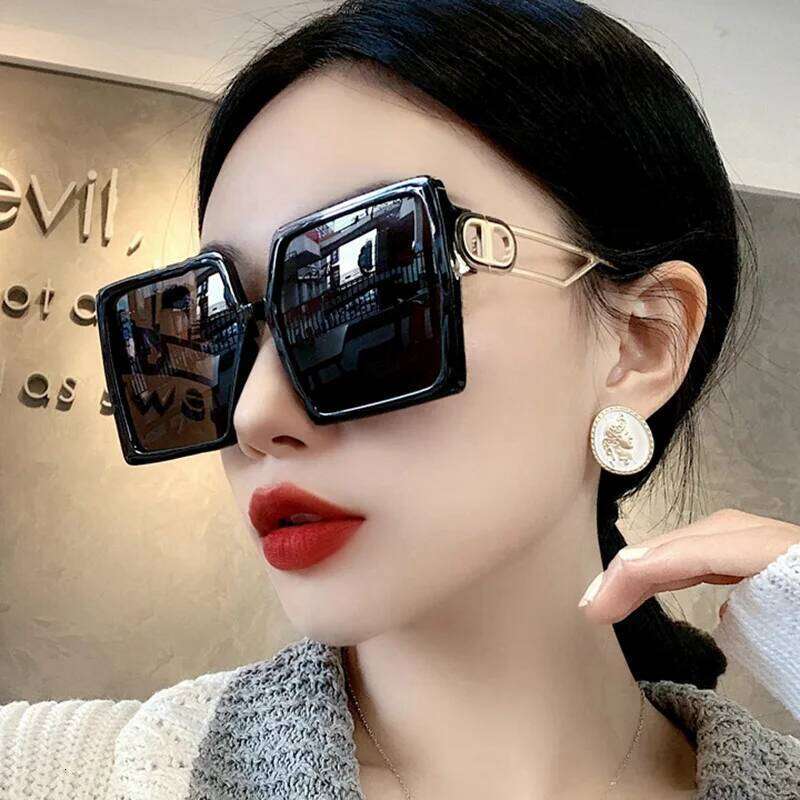 sunglasse metal square and women fashion casual large frame thin for sunglasses men 26Y0302