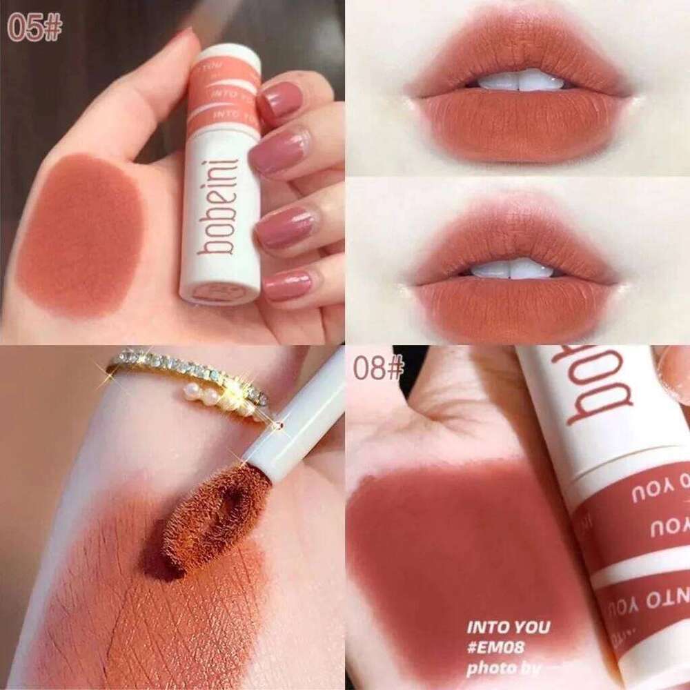 lip glaze matte dual-purpose blush lipstick is affordable and not easy to fade. Available in a variety of color number H260302