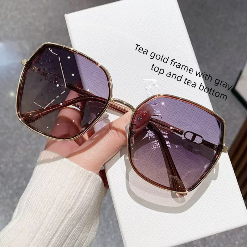 2026 New Designer Brand Fashionable High End Women's Side View Sunglasses Lightweight Luxury Fashion UV Resistant Outdoor Sunglasses Thin Face Gl