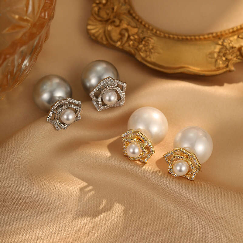 Elegant Pearl Camellia Stud Light Luxury Earrings Exquisite Niche Fashion Socialite Party Earrings For Women