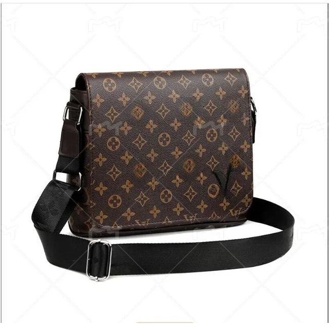 10A New Men Designer Shoulder Bags Man Messenger Bag Crossbody Purse Travel Outdoor Packs Male Luxurys bags Casual Cross Body book bag Men Fashion black