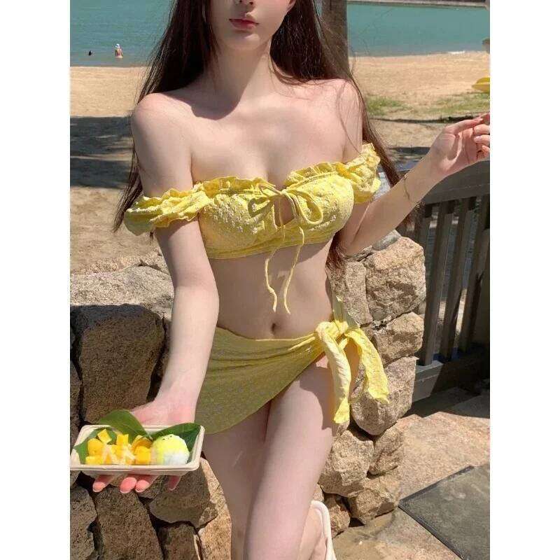 New Sexy Bikini Set Women's Off Shoulder Floral Print Bandeau Triangle Swimsuit 3-Piece for Beach Pool Party Sweet & Cute Z260301