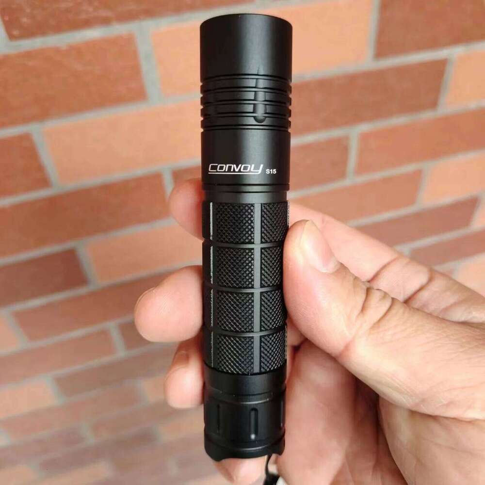 Convoy Flashlight S15 SST40 Led Lanterna Flash Light 18650 Linterna Camping Fishing Zaklamp Lampe Torche Portable Latarka Z260301