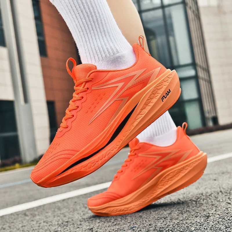 Marathon Carbon Plate Sports Running Shoes Men New Breathable Lightweight Mesh Sport Shoes Women Comfor slip on Sneakers 35-44 K260302