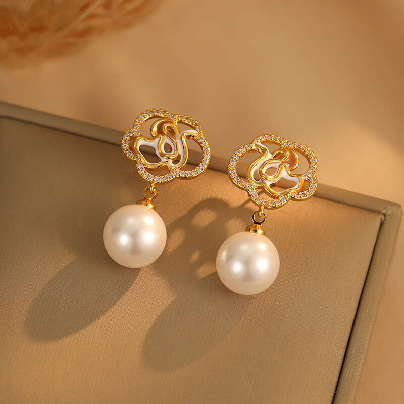 Light Luxury Style Zircon Flower Pearl With High-end Feel S925 Silver Needle Studs Earrings