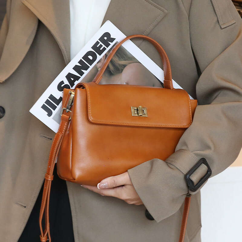 Shoulder Bags Totes Genuine Leather Women S Crossbody New High End Retro Bag Fashion Versatile Commuter Handbag SENYY