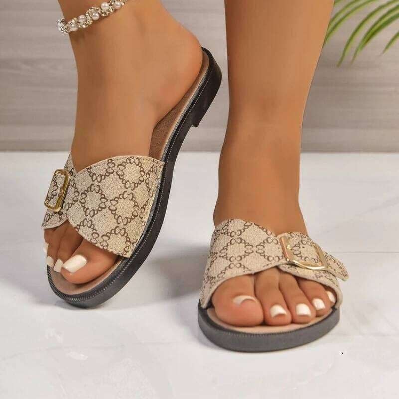2026 New Style Slip-On Slide Sandals Fashion Outside Wear Cork Women's Slippers Retro Women Casual Shoes