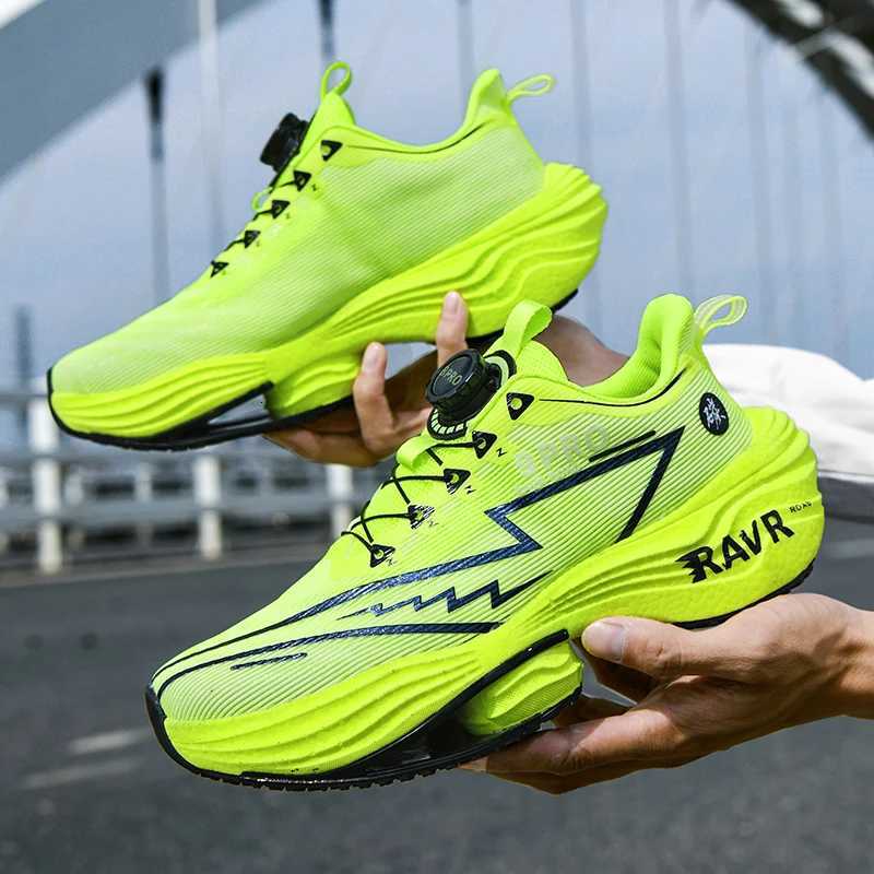 Mens Running Shoes 2025 Ultra Light Breathe Mesh Cushioning Wear Resistant Outdoor Training Marathon Jogging Sneakers for Man K260302