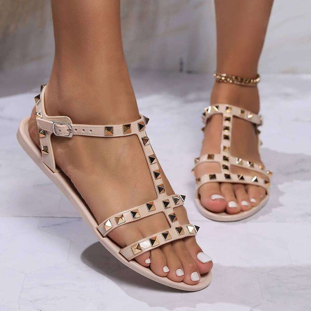 2025 New Style Rivet Thin Strap T-toe Sandals Summer Square Toe Flat Bottom Going Out Roman Women's Shoes