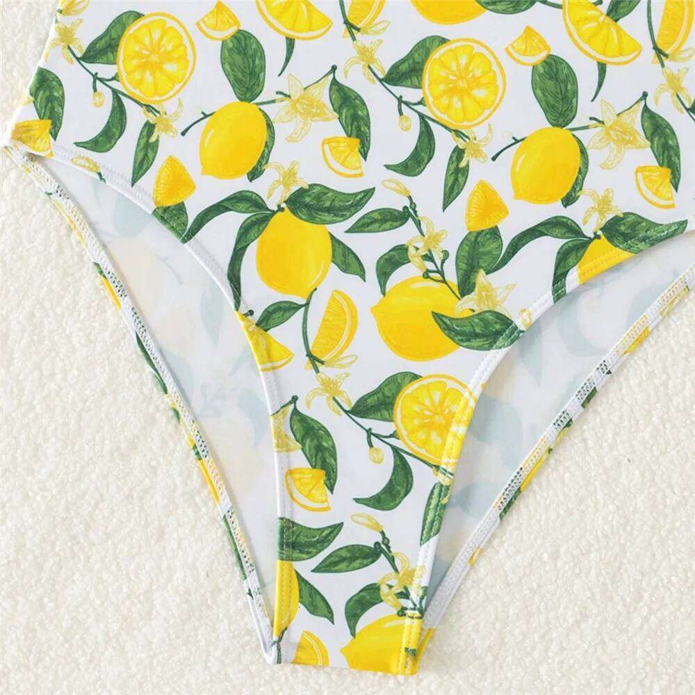 Sexy Yellow Lemon Leaf Print Swimsuit Women 2025 One Piece Swimwear Female Front Hollow Out Bow Bathing Swimming Suit Bather Z260301