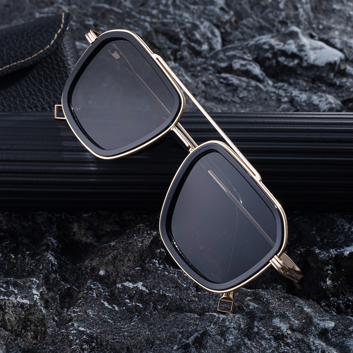 2026 New Fashion Square Frame Sunglasses Retro Double-Beam Outdoor Driving Sun Protection Glasses for Men,