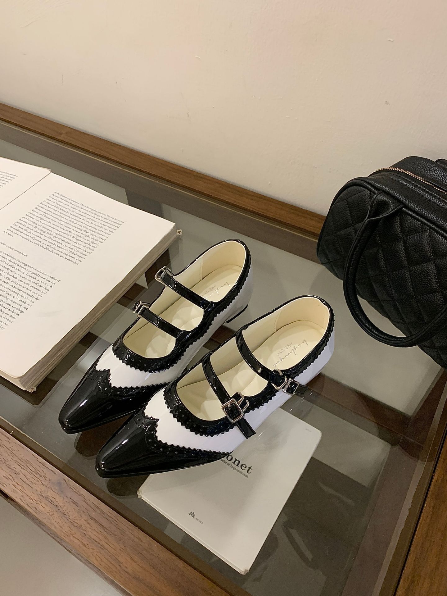 Free shipping Dress Shoes Fashionable and minimalist high heels low-key and casual texture women's shoes