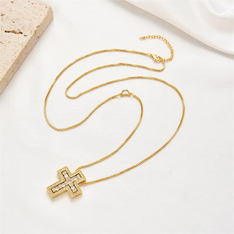 Chic D Letter Stainless Steel Cross Necklace Full Zircon Pendant for Women Couple Jewelry Gold Plated Removable Chain 260228
