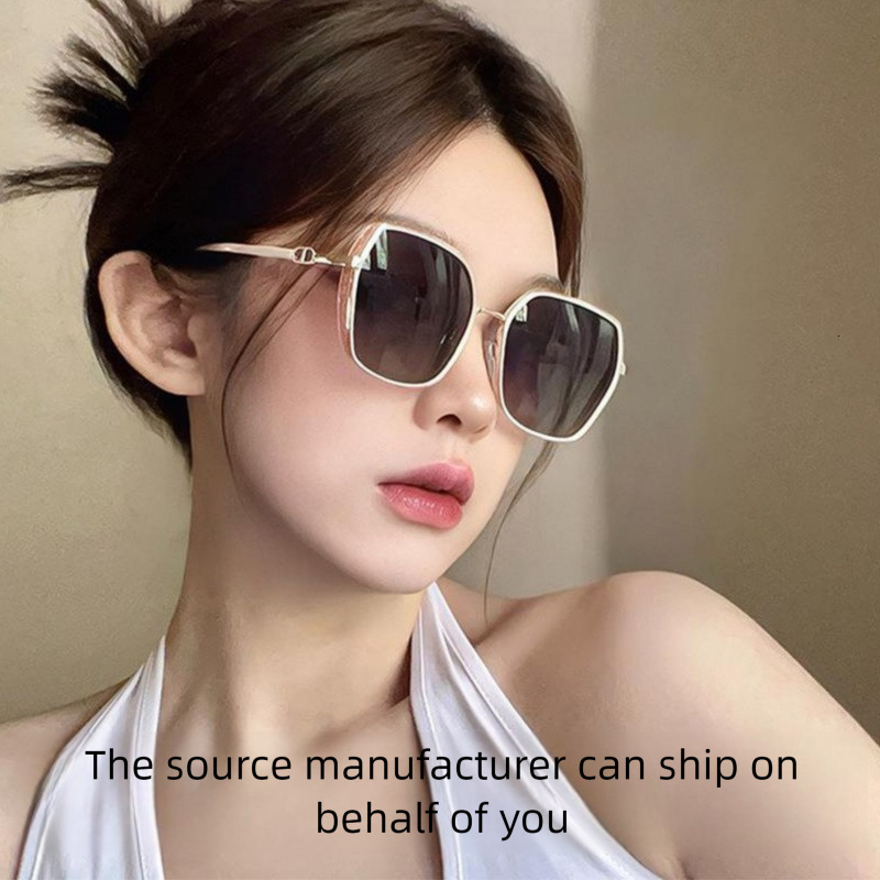 2026 New Designer Brand Fashionable High End Women's Side View Sunglasses Lightweight Luxury Fashion UV Resistant Outdoor Sunglasses Thin Face Gl