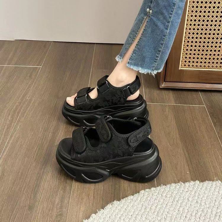 Free shipping 2026 casual new fashionable breathable designer sandals Velcro large thick soled slippers for women