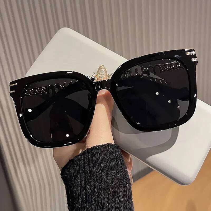 New Fashion Square For Women Luxury Sunglasses UV Protection Large Frame All-Match Glassesds-2324