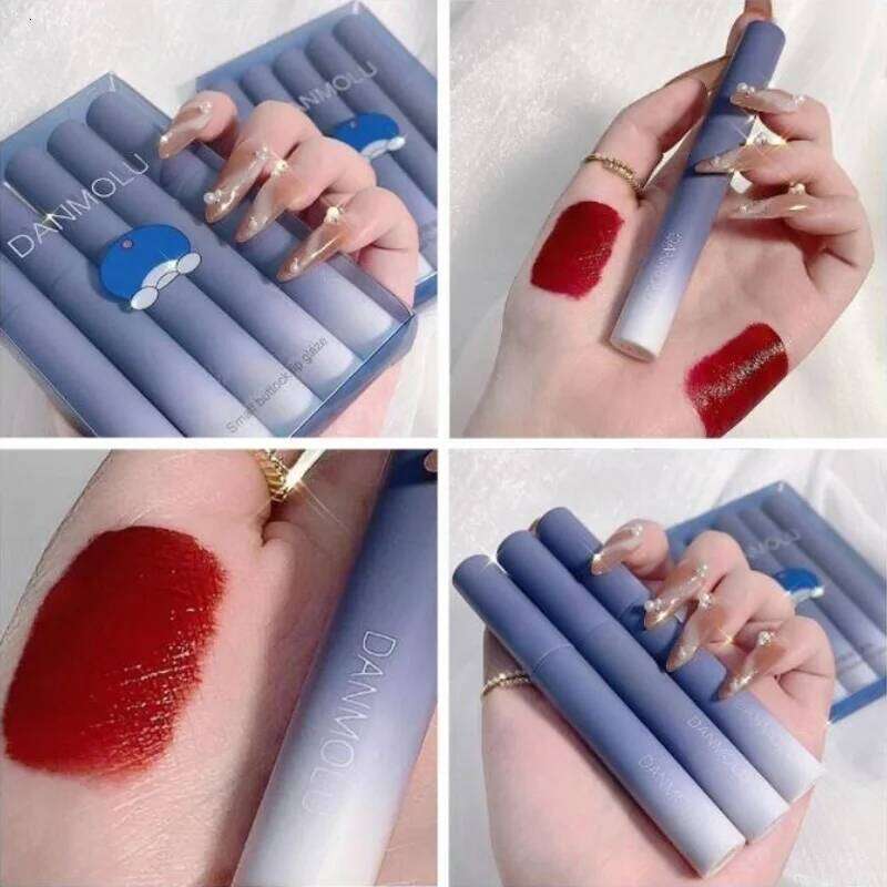 5 waterproof matte velvet lip lacquers with cartoon graphics for a smooth, glossy finish. H260302