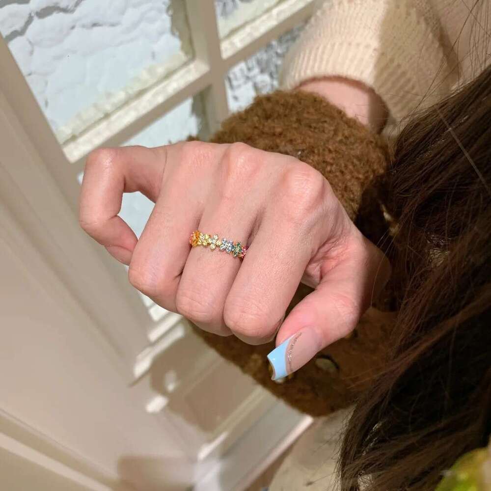 Four-Leaf Clover Fashion Luxury Ring Colorful Diamond-Studded Monet Garden Floral Jewelry Stackable Women's Ring