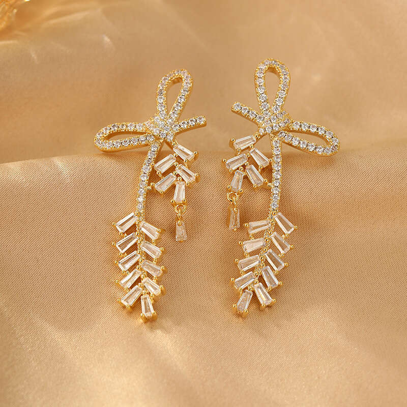 New Light Luxury Style Bow With Zirconia Fashionable Unique S925 Silver Needle Studs