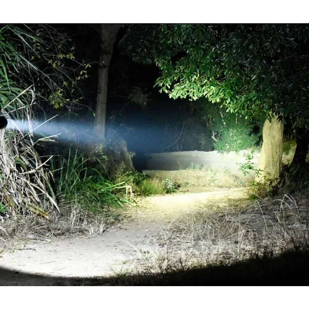 Professional Hunting Night Reconnaissance LED Flashlight L2 Lamp Beads Waterproof Rechargeable Outdoor Portable Torch Z260301