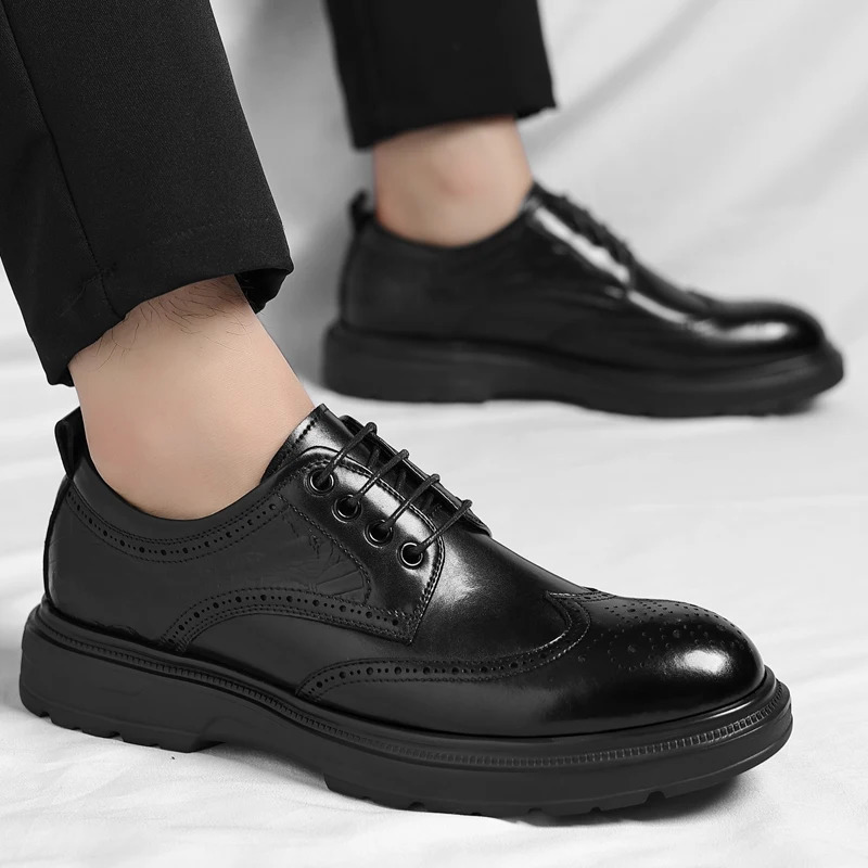 Mens Leather Oxford Shoes for Men Formal Derby Dress Shoes Business Casual Wingtip Brogues for Wedding Party Work Footwear 260228