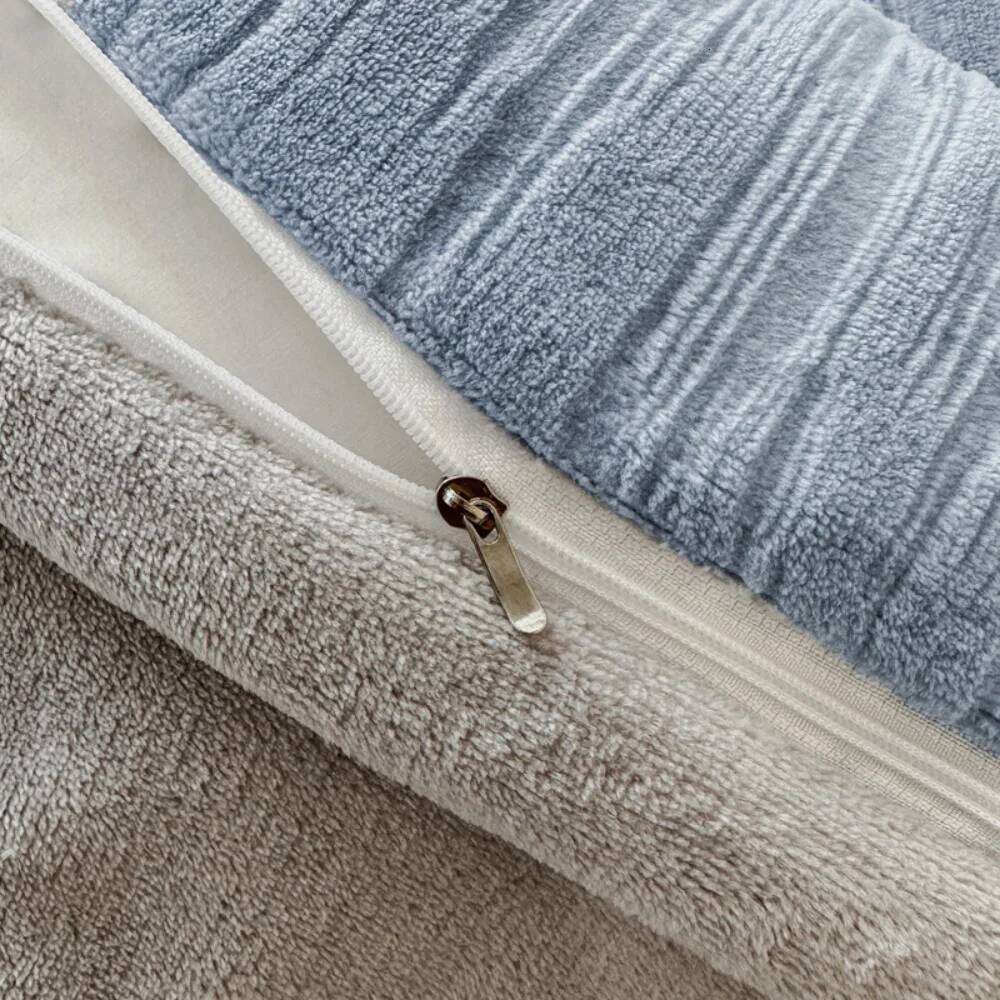 Thickened Carved Milk Velvet Bedding Bedroom Decor Coral Fleece Winter Warm Four-Piece Set Duvet Cover Pillowcase Bed Sheet W260302