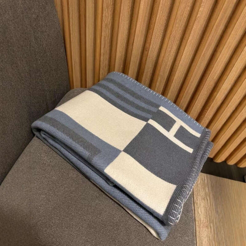 Blanket H Brand Wool Cashmere Blanket Suitable For Nap Sofa Air Conditioning Use Available In Three Colors Warm And Thick