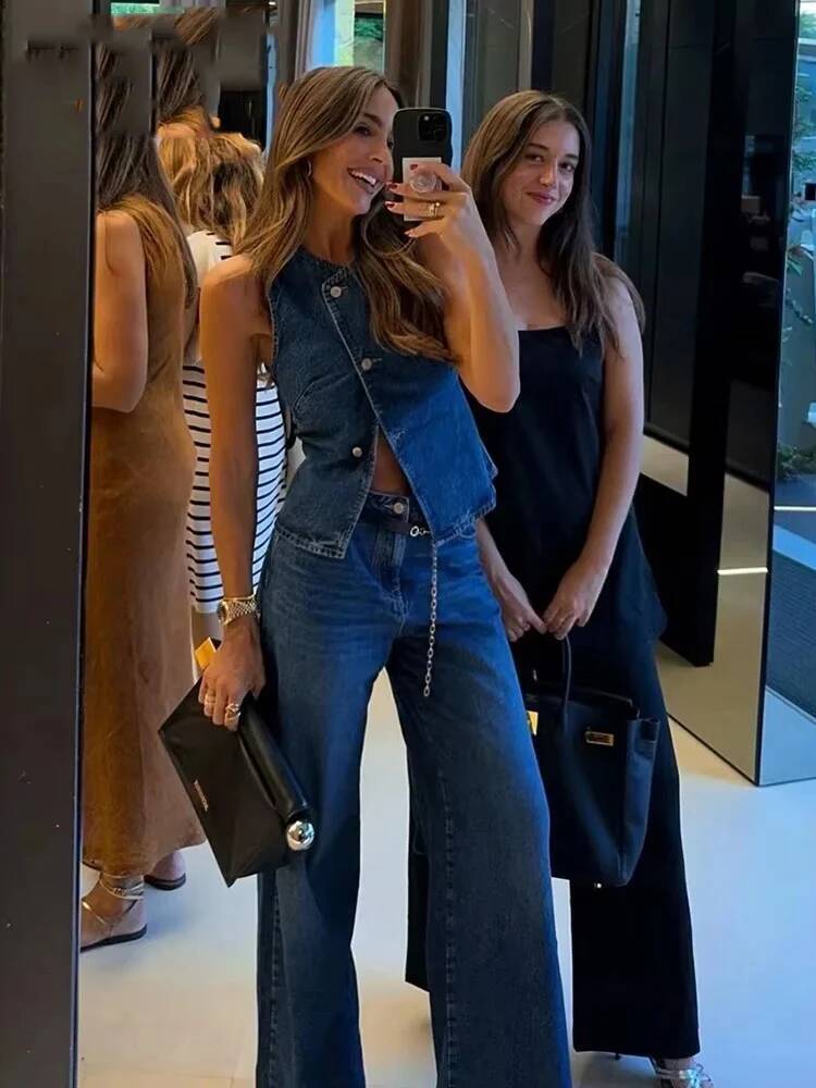 Women's 2025 New Fashion Denim Vest Top Ladies Casual Cropped Sleeveless Jacket Coat Streetwear Waistcoat Outerwears dongdumaoyi