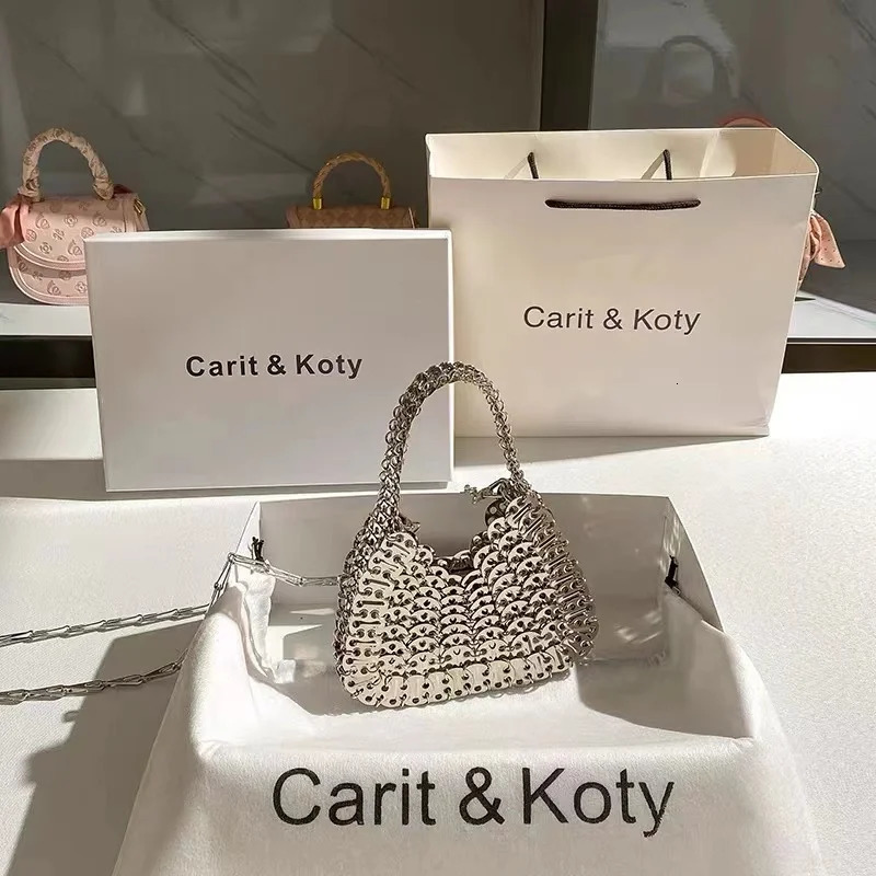 Shiny Silver Metal Sequined Woven Handmade Square Bag Fashion Women Handbag Lady Purse Shoulder Crossbody Bag Female Casual Bag 260302