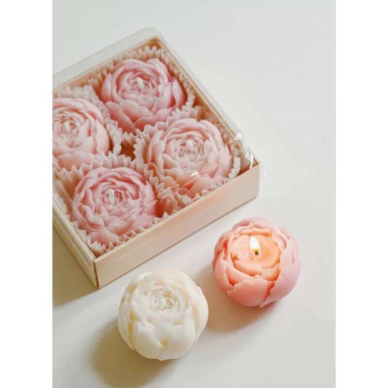 Set of 4 Pink Flower Shaped Soy Wax Gift Box Handmade Smokeless Decorative Candles for Home Decoration Birthday Wedding Gifts W260303