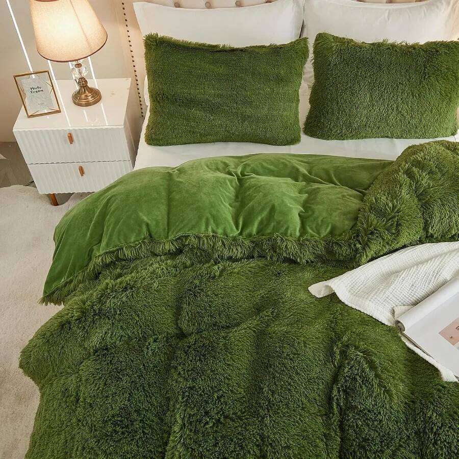 Size Luxury Fuzzy Duvet Set 3 Pieces Fluffy Shaggy Plush Soft Bedding Comforter Cover in Green for Queen Bed W260302