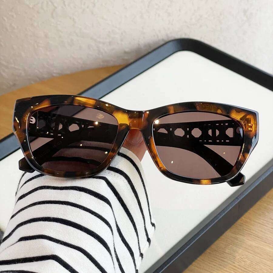 Fashion Designer's New Cat Eye Small Framepolarized Women's Sunglasses, A Must-Have Item For Celebrities With Simple Lines Uv400