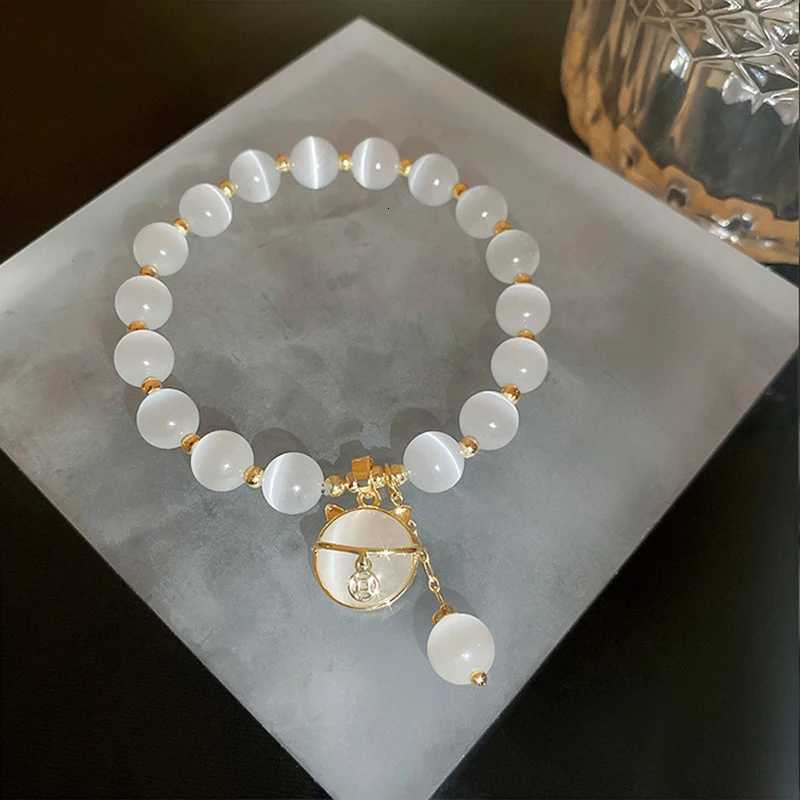 Exquisite Opal Beaded Bracelet For Women Elegant Lucky Cat Pendant Elastic Bracelets Fashion Light Luxury Jewelry Girls Gifts H260303