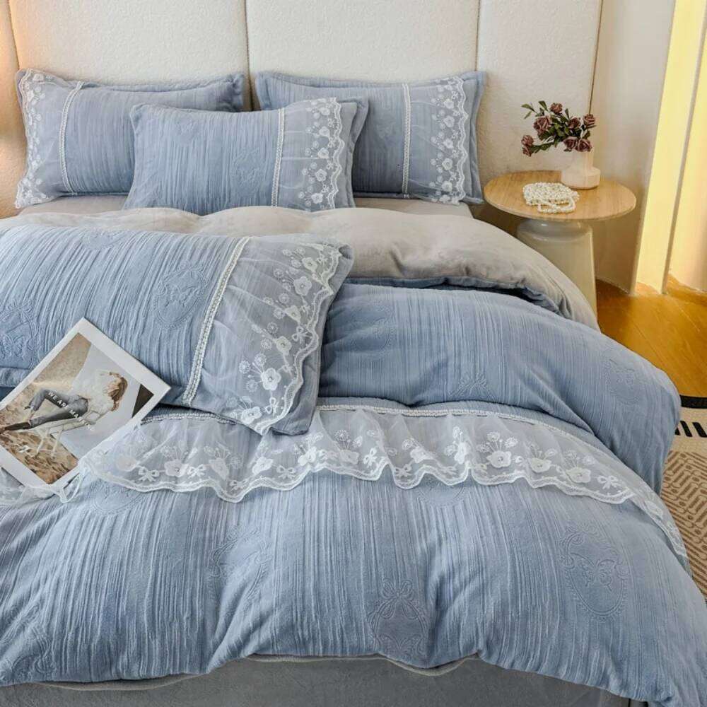 Thickened Carved Milk Velvet Bedding Bedroom Decor Coral Fleece Winter Warm Four-Piece Set Duvet Cover Pillowcase Bed Sheet W260302