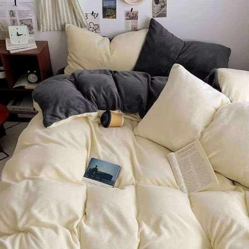 2024 New A-class High Weight Soft Warm Milk Velvet Double Series Bed Sheet with Four Piece and Single Duvet Set W260302