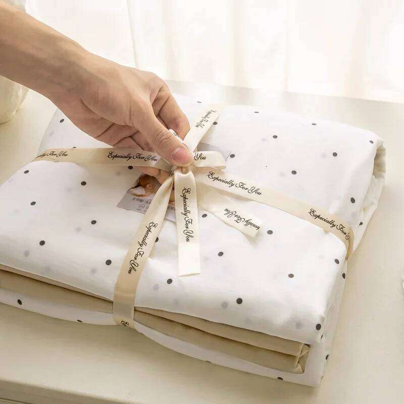 Y1 HomeMinimalist Polka Dot Style Duvet Cover Four Piece Bedding Set Bed Sheet Fully Enclosed for Home W260302