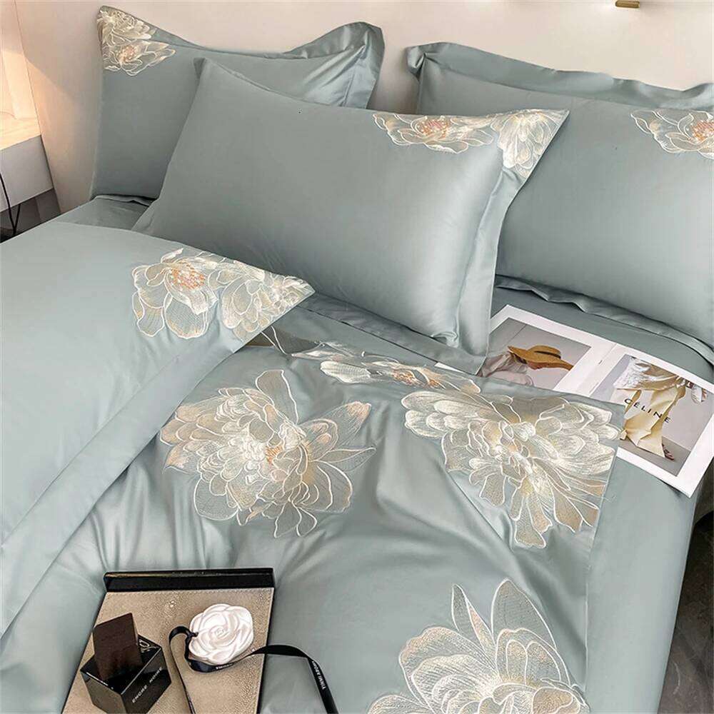 High-End Floral Embroidery Green Red Bedding Set Luxury Egyptian Cotton Solid Duvet Cover Flat or Fitted Bed Sheet Pillowcases W260302