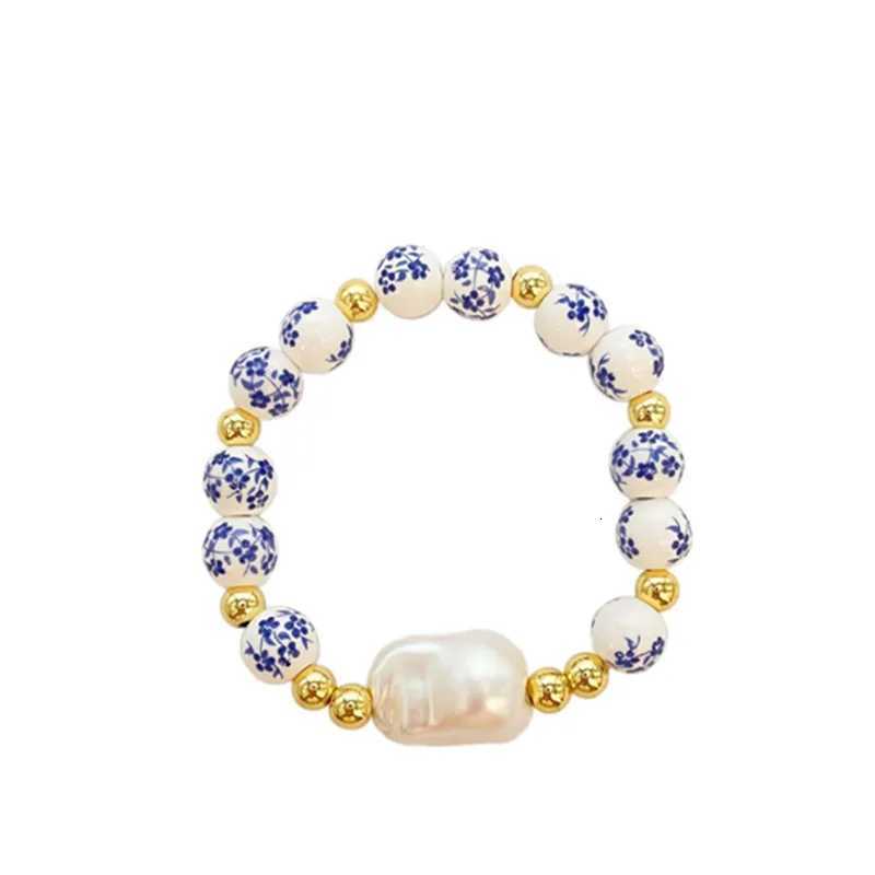 Ceramic golden beads Baroque pearl bracelet Virgin Mary and Jesus Charm Gift/Cross Jewelry/Christian Gift with Gift Box H260303
