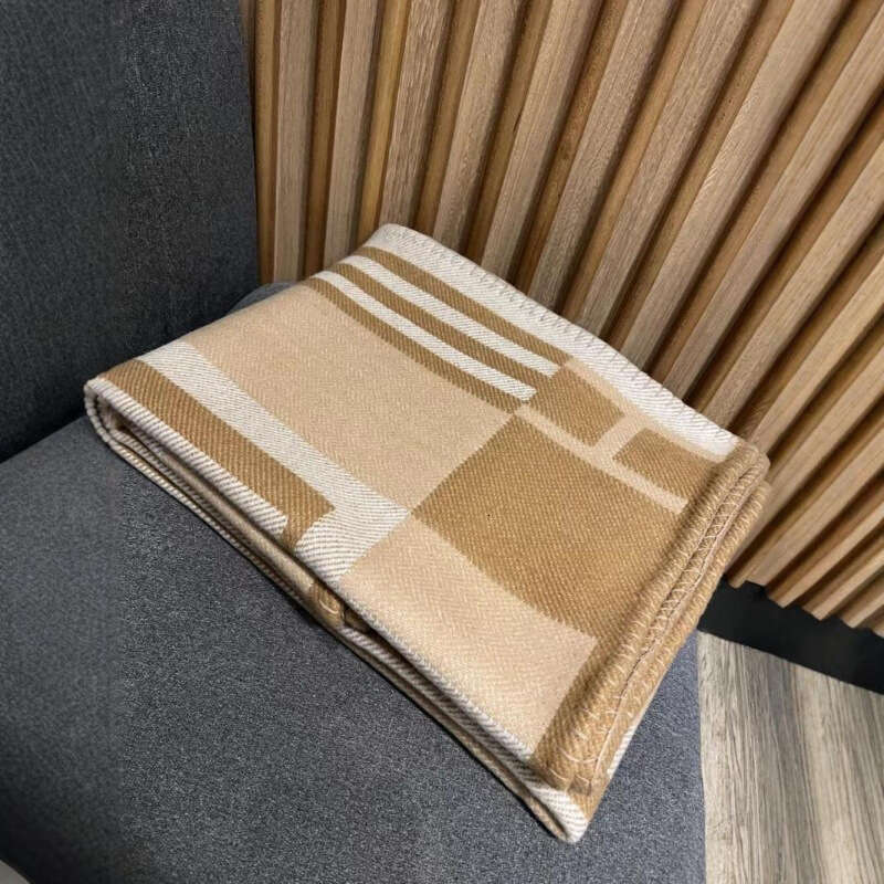 Blanket H Brand Wool Cashmere Blanket Suitable For Nap Sofa Air Conditioning Use Available In Three Colors Warm And Thick