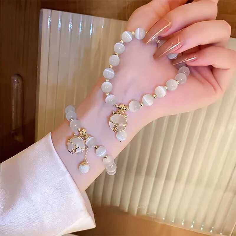 Exquisite Opal Beaded Bracelet For Women Elegant Lucky Cat Pendant Elastic Bracelets Fashion Light Luxury Jewelry Girls Gifts H260303