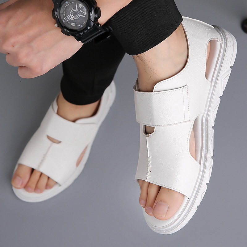 2025 Summer New Mens Outdoor Sandals Casual Beach Shoes White Breathable Soft Sole Non-Slip Roman Sandals 240615