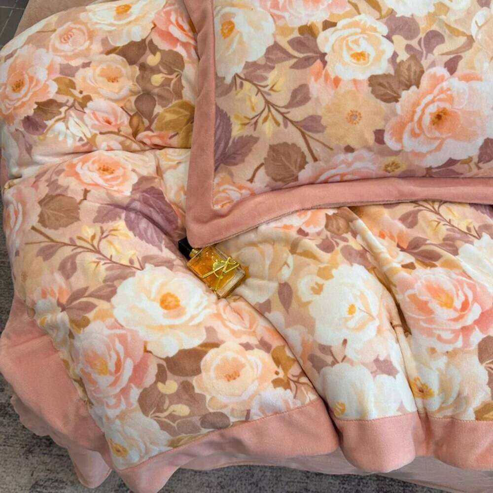 Digital Printed Milk Velvet Soft Four-Piece Thicken Winter Warm Duvet Quilt Cover Bed Sheet Pillowcase Bedding Set W260302